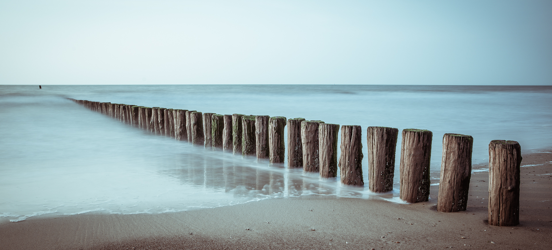 Buhnen am Strand